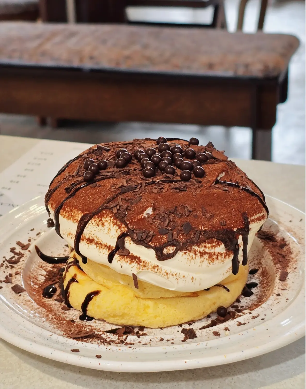 Triple Chocolate soufflé pancakes · 三重浓巧