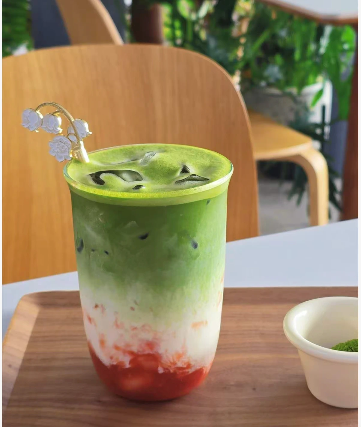 Strawberry Matcha at Kumo Desserts · 草莓抹茶